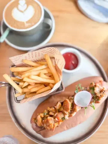 Four X Four - Restaurant photo