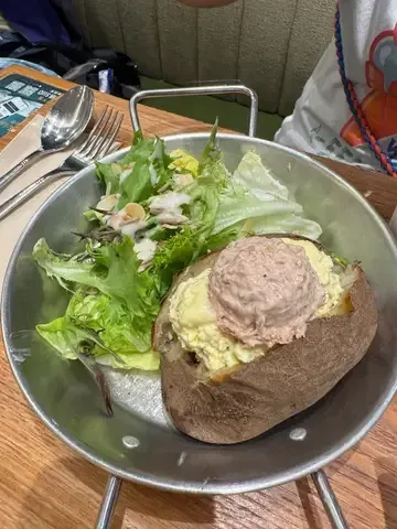 Oliver's Super Sandwiches - Restaurant photo