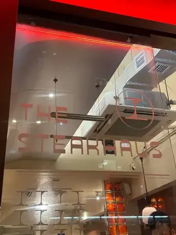 THE STEAKHAUS - Restaurant photo