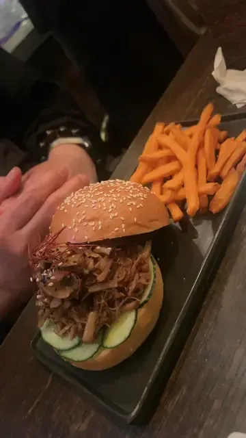 HANDS - Craft Beer & Magic - Restaurant photo