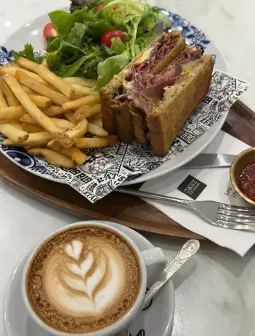 SENSORY ZERO - Restaurant photo