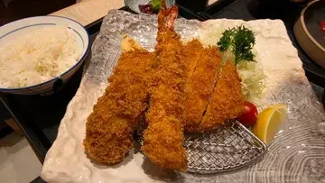 Tonkichi & Le Grand Pokka Caf'e - Restaurant photo
