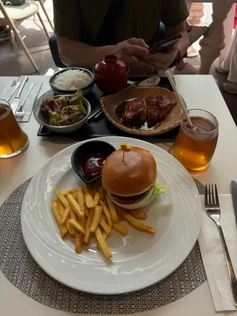 METRO CAFE - Restaurant photo
