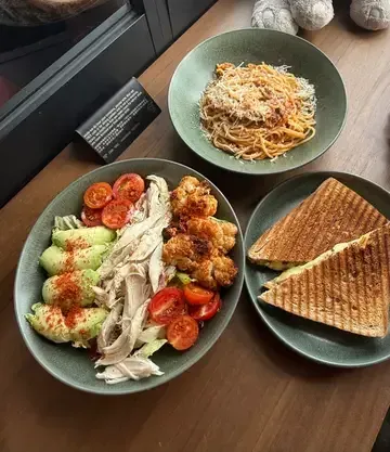 Tree Cafe One - Restaurant photo