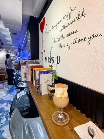 All'bout Love Cafe - Restaurant photo