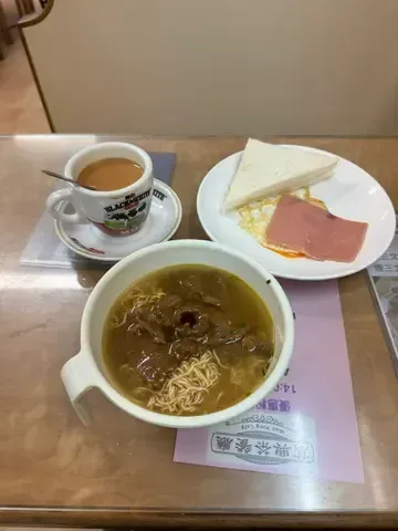 萬興茶餐廳 - Restaurant photo
