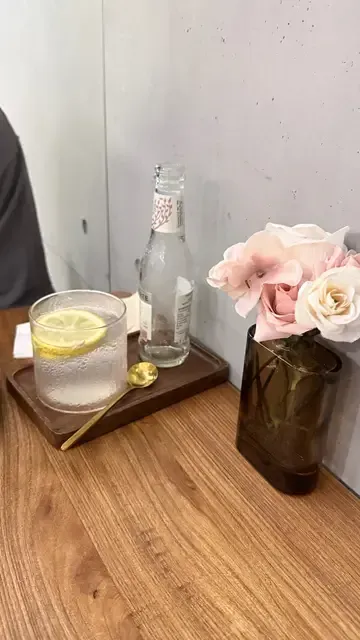 LIBERTY COFFEE & WINE - Restaurant photo