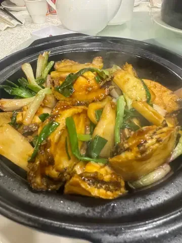 Happy Seafood Restaurant - Restaurant photo
