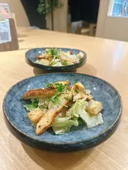 Comfy by Chef's Stage - Restaurant photo