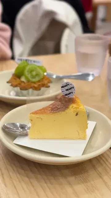 Hearty Dessert & Bakery - Restaurant photo