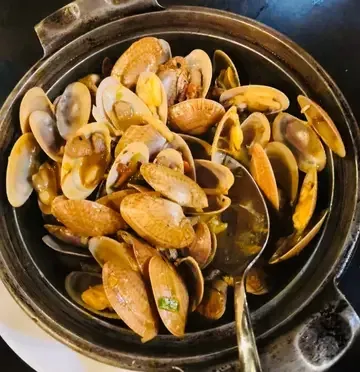HUNG's CUISINE - Restaurant photo