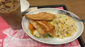 Cafe de Coral - Restaurant photo