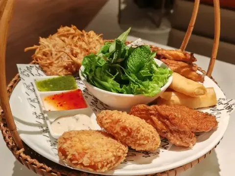 Another Hound Cafe - Restaurant photo