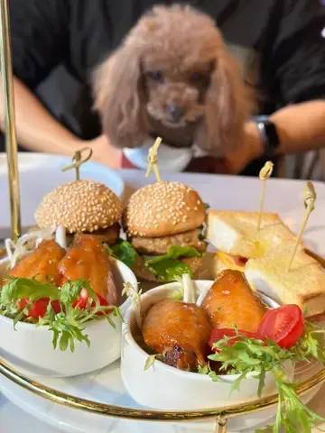 LABELS - Restaurant photo