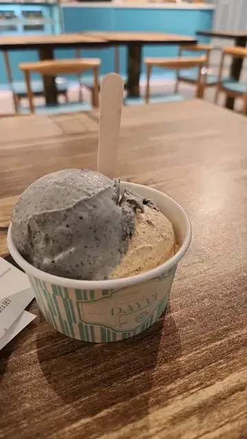 DAYVI GELATERIA - Restaurant photo