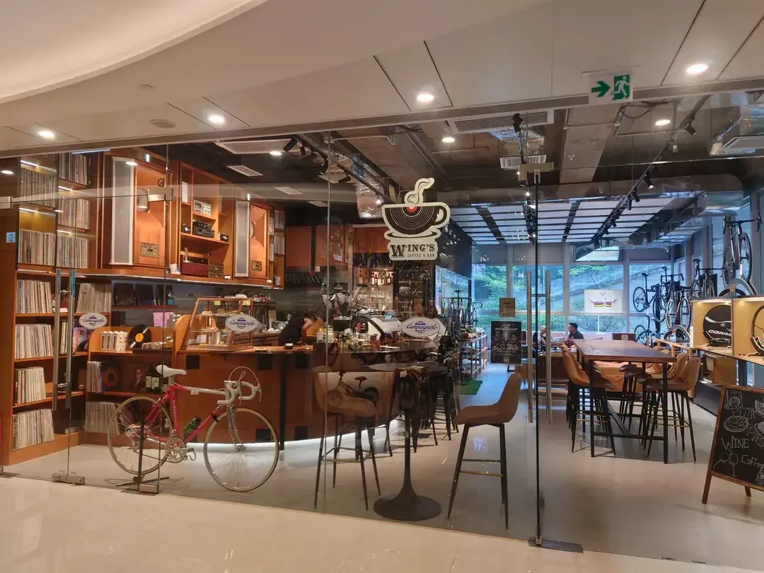THE WING'S BICYCLE COMPANY LIMITED - Restaurant photo