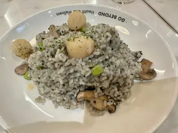 Grove - Restaurant photo